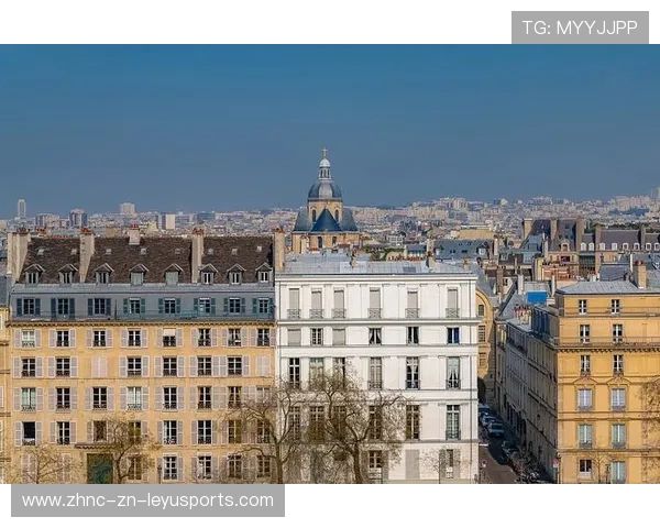 巴黎攻势从头到尾保持压迫感——一场都市叙事中的品牌全景