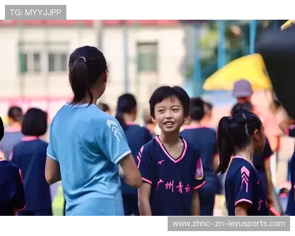 球员参与青训教学提升个人教学能力与责任感 球员参与青训教学提升个人教学能力与责任感